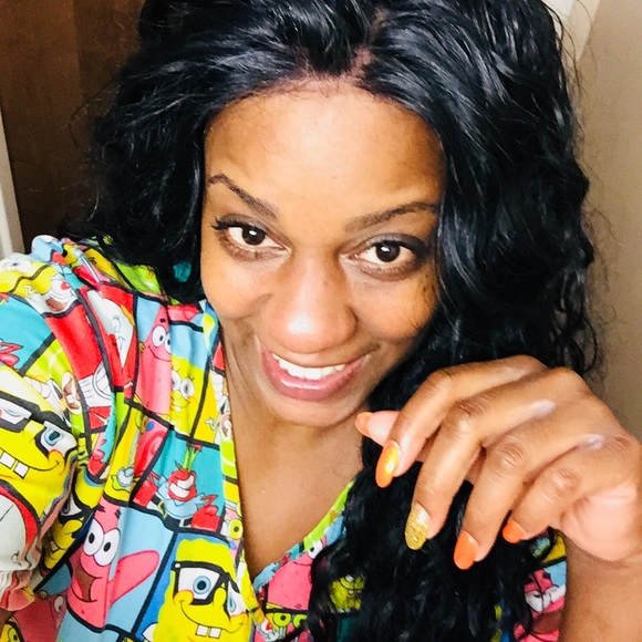 Meet your Posher, Jillian - Picture 1 of 1